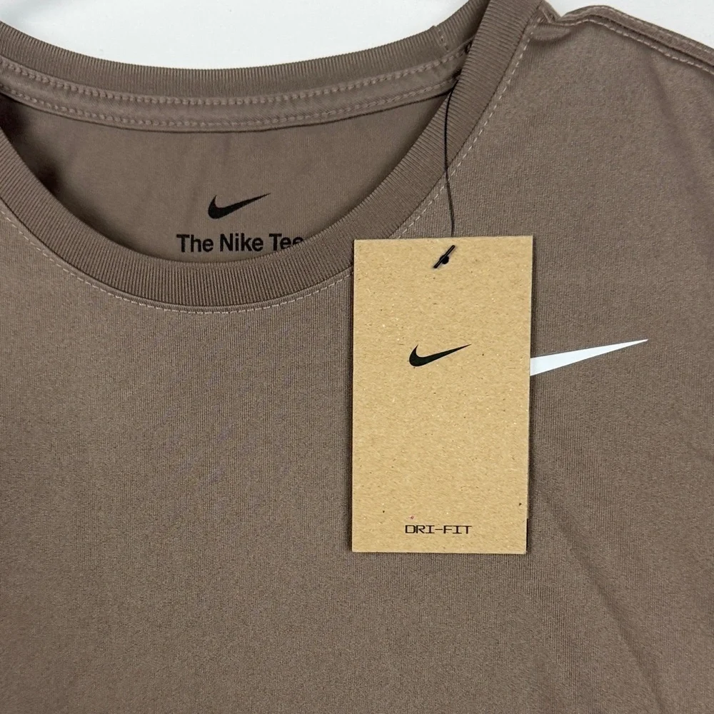 Nike Short Sleeve Brown Tee Women’s NWT